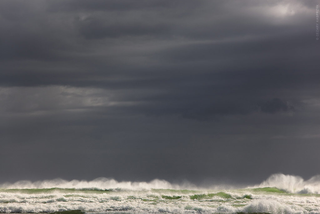 Cezary Kasprzyk Photography - New Zealand - Ninety Mile Beach - Rough Seas - Breaking Waves - 2010